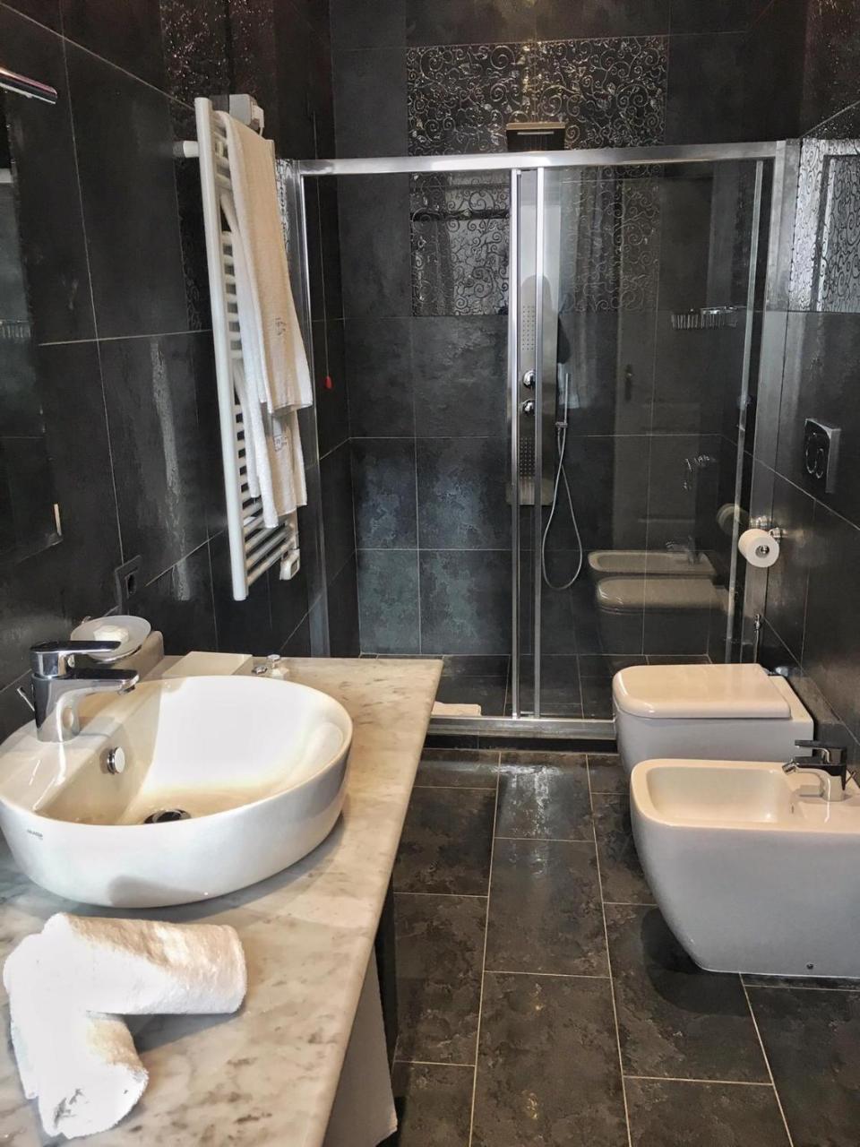 Via Veneto Suites Roma Ngoại thất bức ảnh