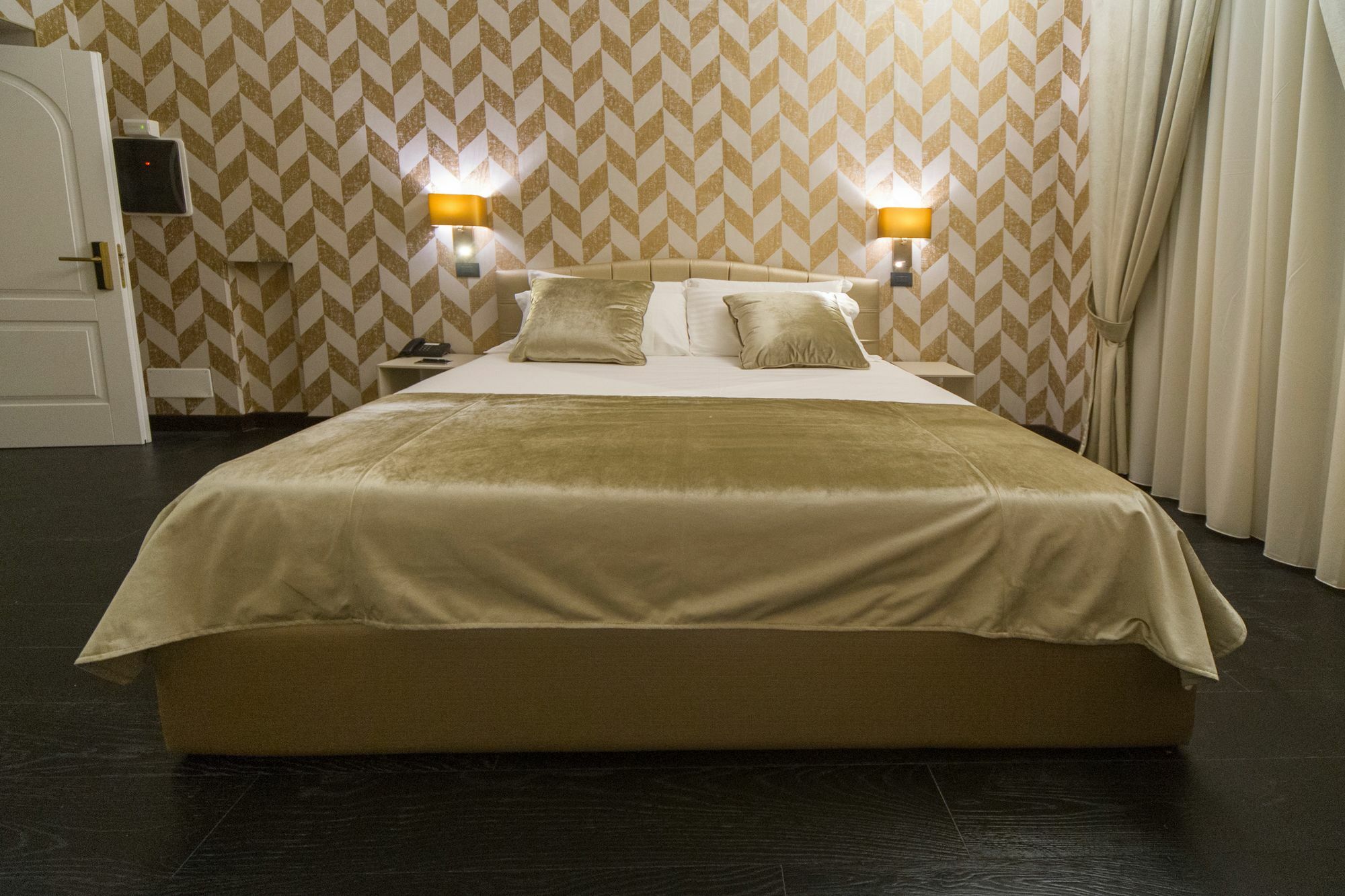 Via Veneto Suites Roma Ngoại thất bức ảnh